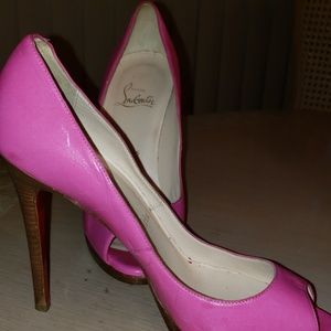 Christian Louboutain size 7 open toe pumps